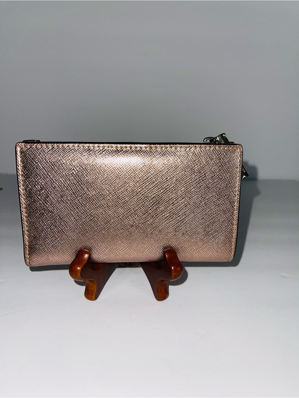 Kate Spade Metallic Rose Gold Saffiano Leather Small Slim Bifold Wallet - Picture 3 of 9